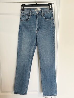 Abercrombie & Fitch Women's High-Rise Straight Jeans